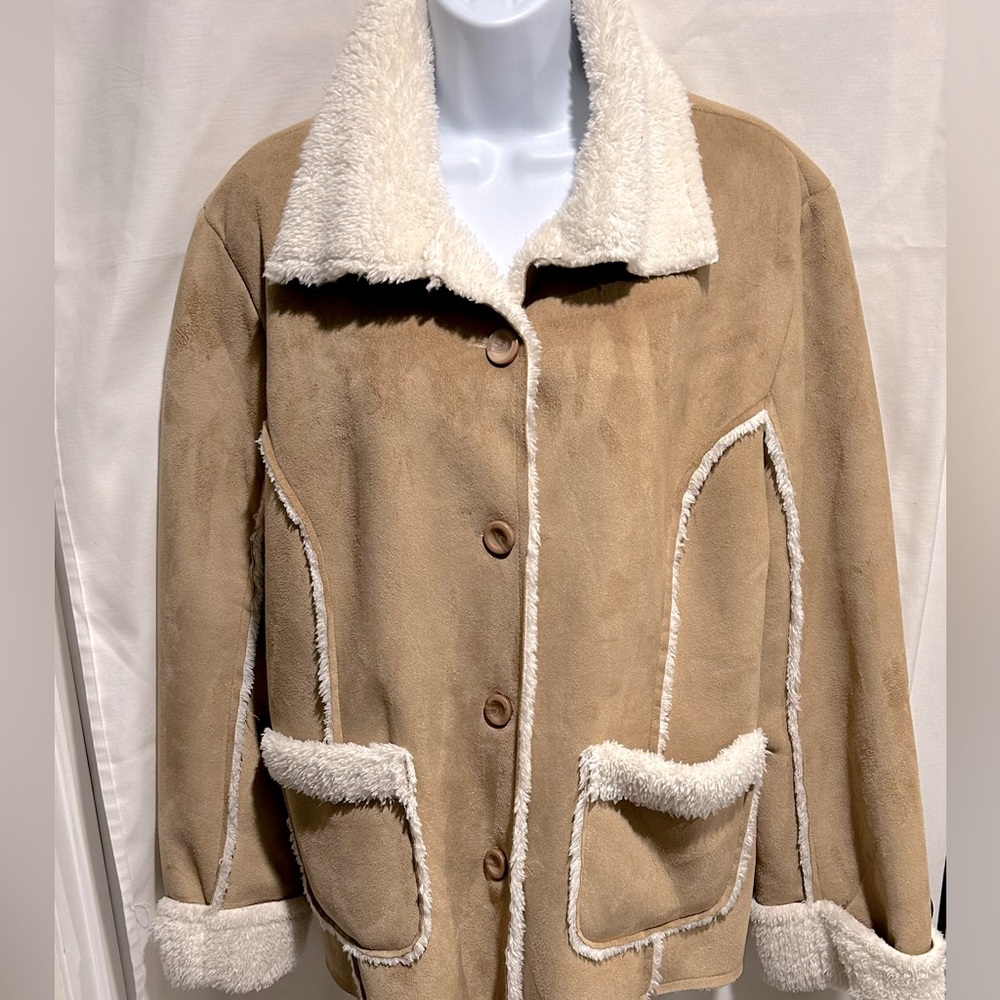 NATALIE & ME women’s suede and sheepskin jacket, tan and white, barely worn, XL